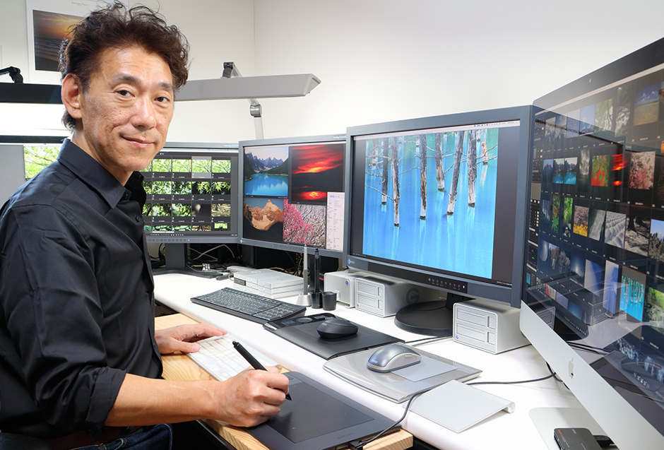 Mr. Kohji Suwa and EIZO ColorEdge monitors