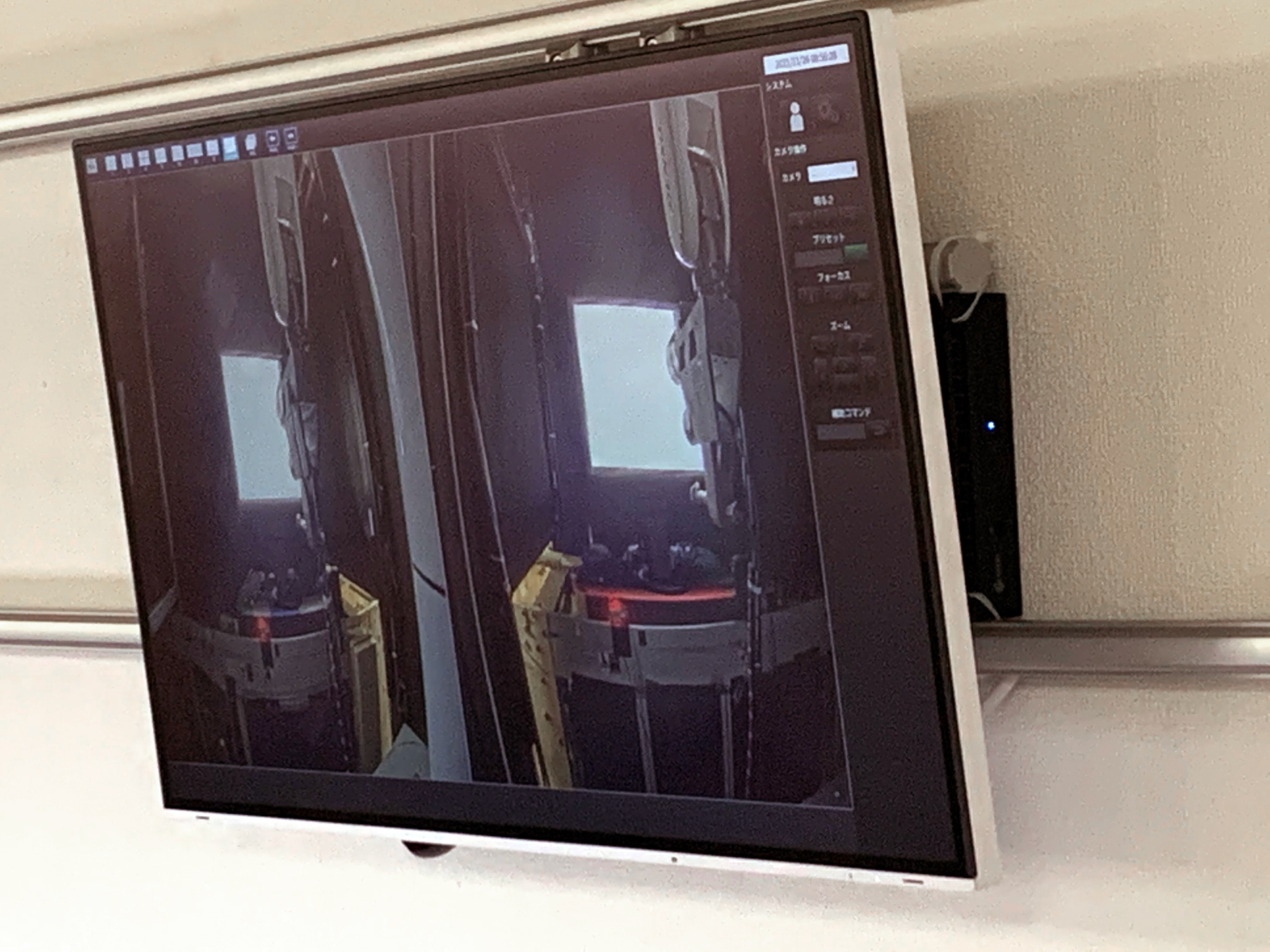 Large-screen monitor enables visibility of the unmanned inspection room